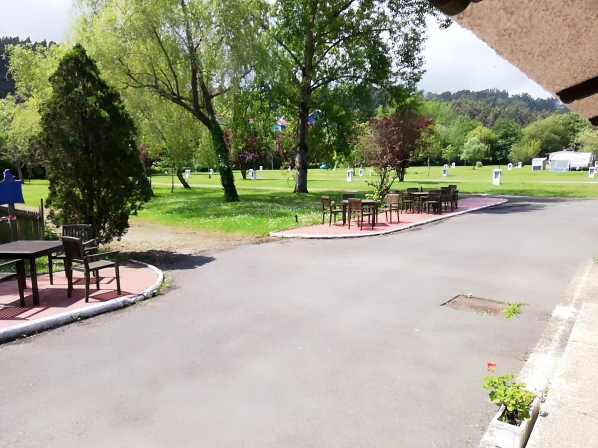 Camping Playa Sauces Ribadesella Buitenkant foto